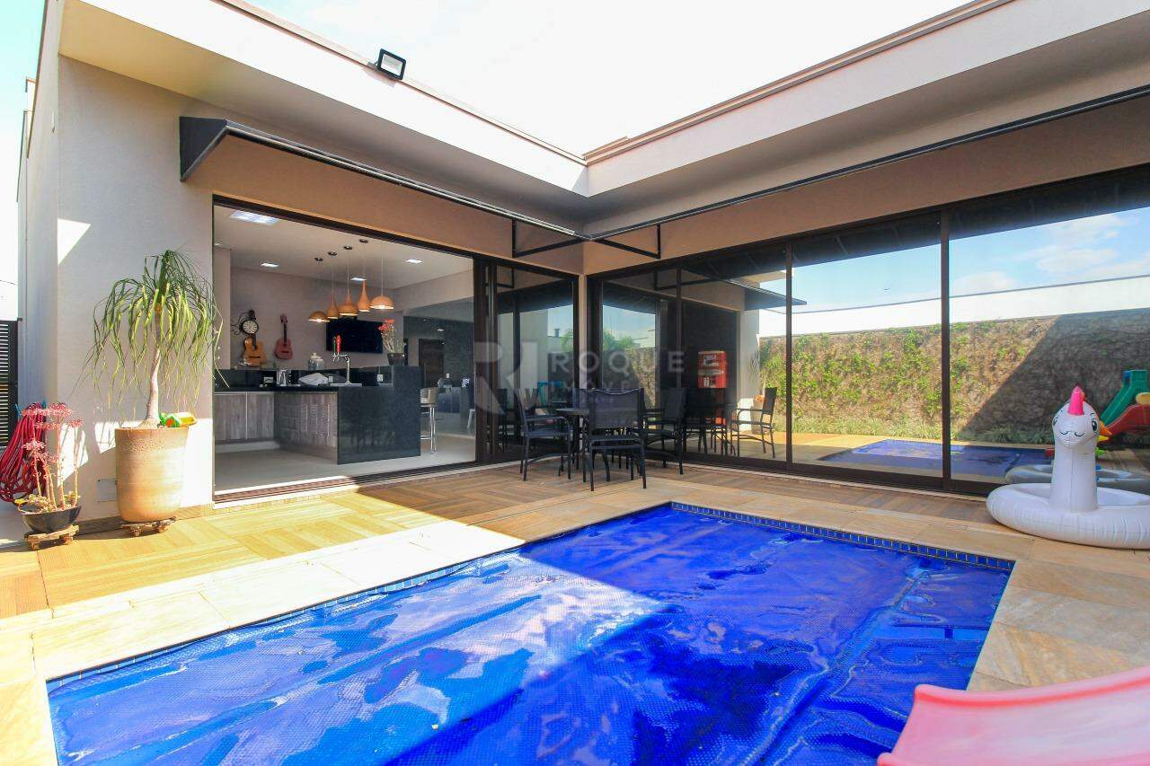 Casa em condomínio à venda no bairro Residencial Ilha de Bali: 