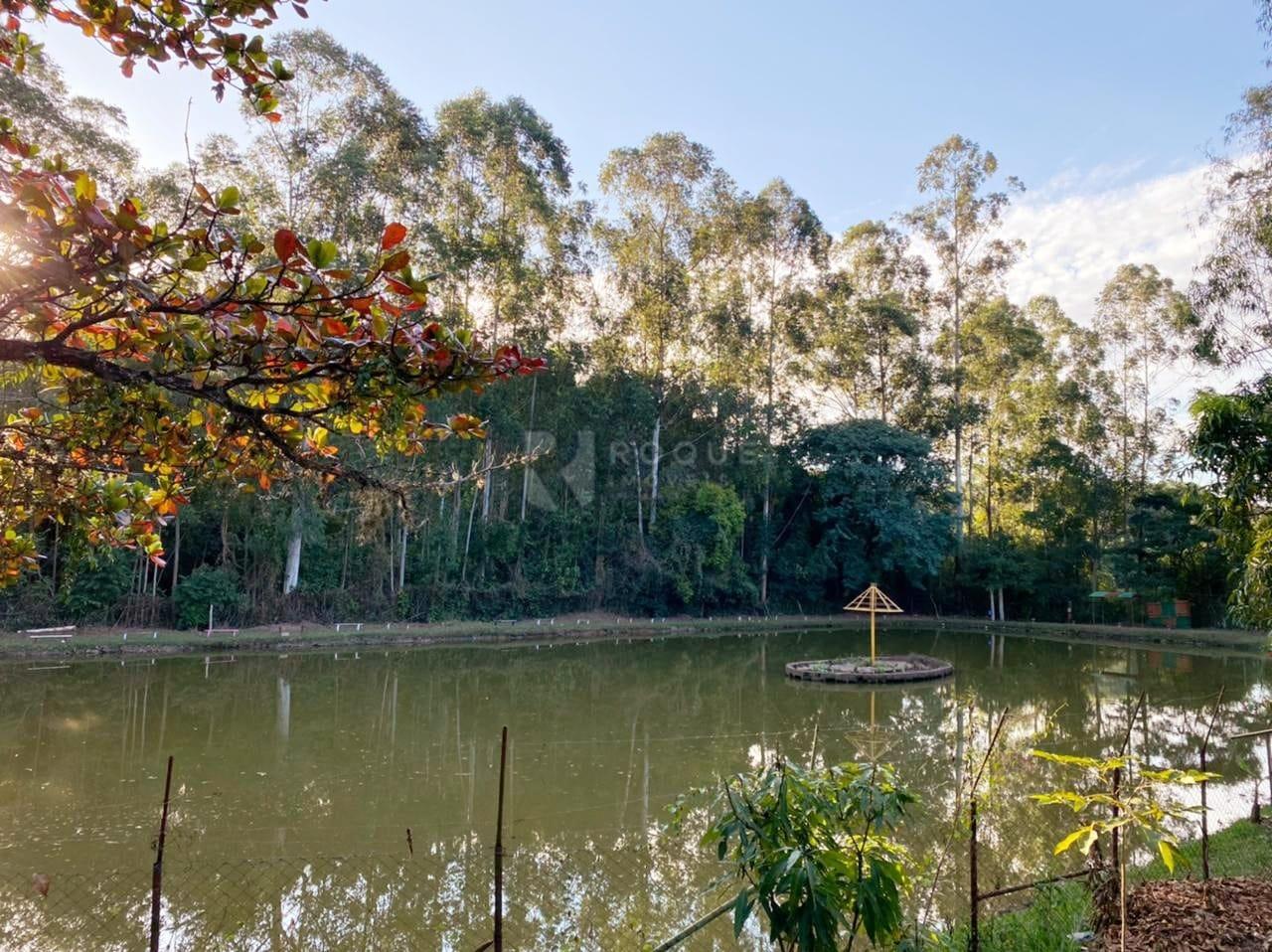 Chácara à venda no bairro Recanto dos Laranjais: 