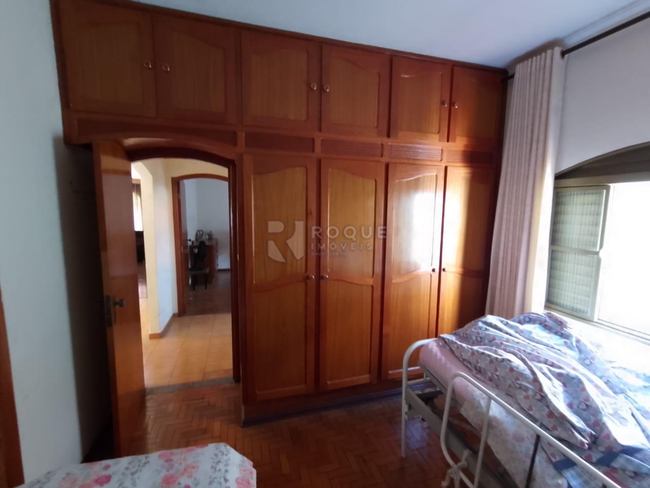 Casa Residencial à venda no bairro Vila São Roque: 