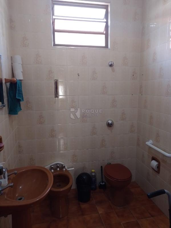 Casa Residencial à venda no bairro Vila São Roque: 