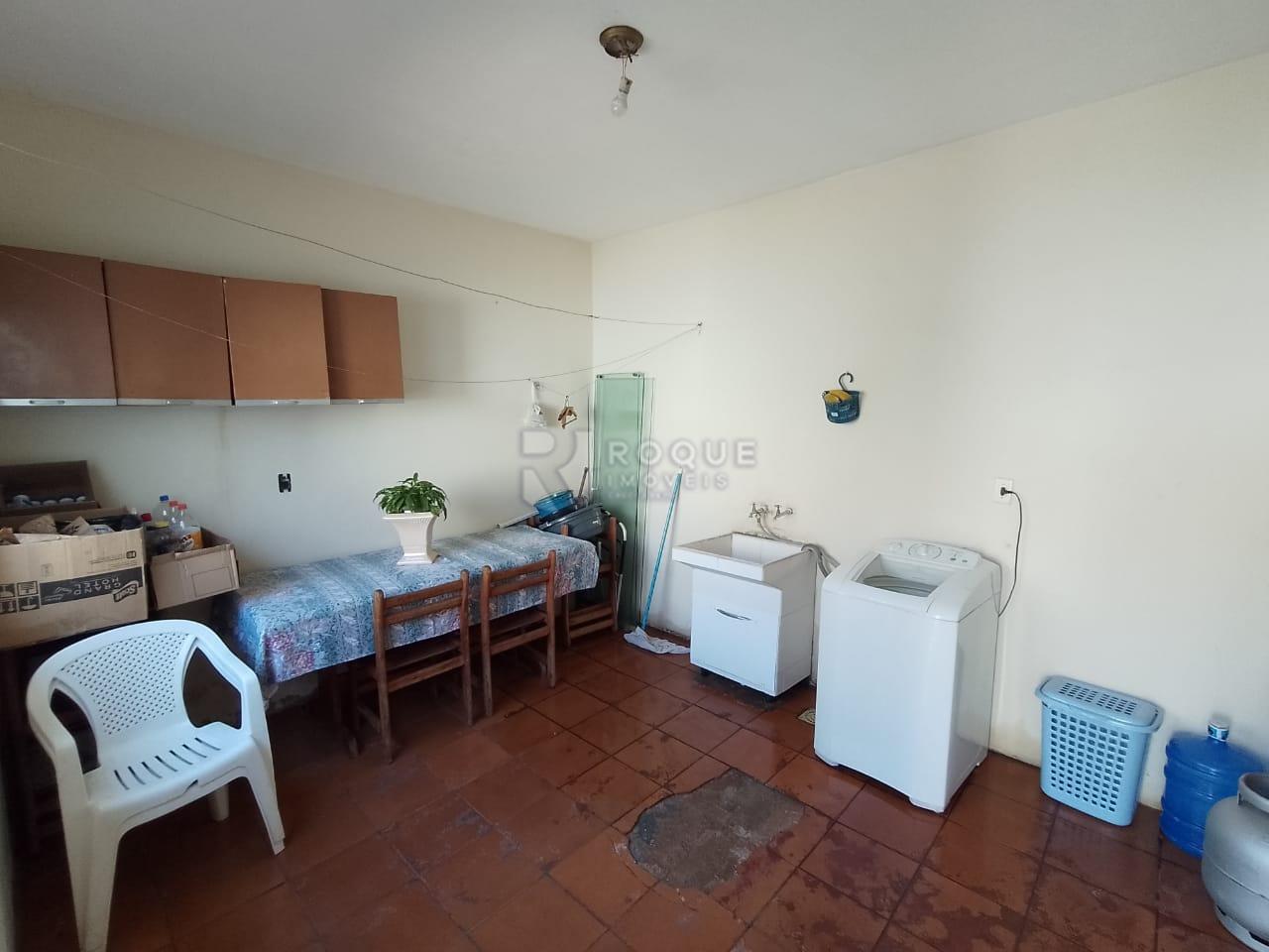 Casa Residencial à venda no bairro Vila São Roque: 