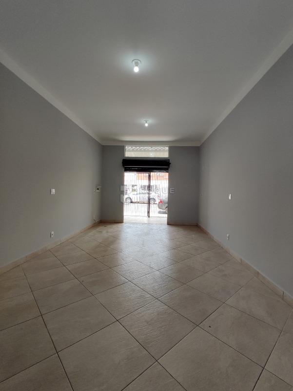 Casa Residencial à venda no bairro Residencial Econômico Manoel Simão de Barros Levy: SALÃO 1