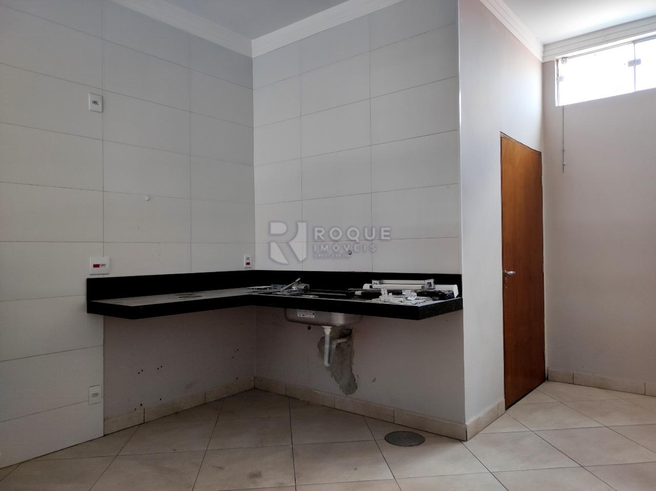 Casa Residencial à venda no bairro Residencial Econômico Manoel Simão de Barros Levy: SALÃO 2