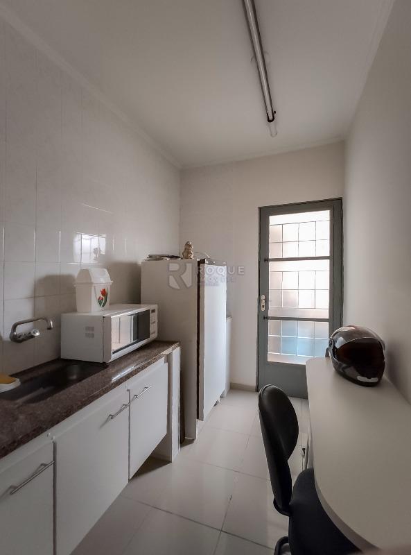 Salas/Conjuntos para aluguel no bairro Centro: Copa em comum