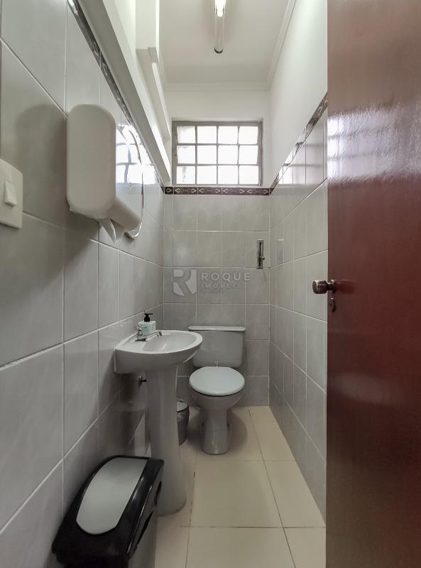 Salas/Conjuntos para aluguel no bairro Centro: WC em comum