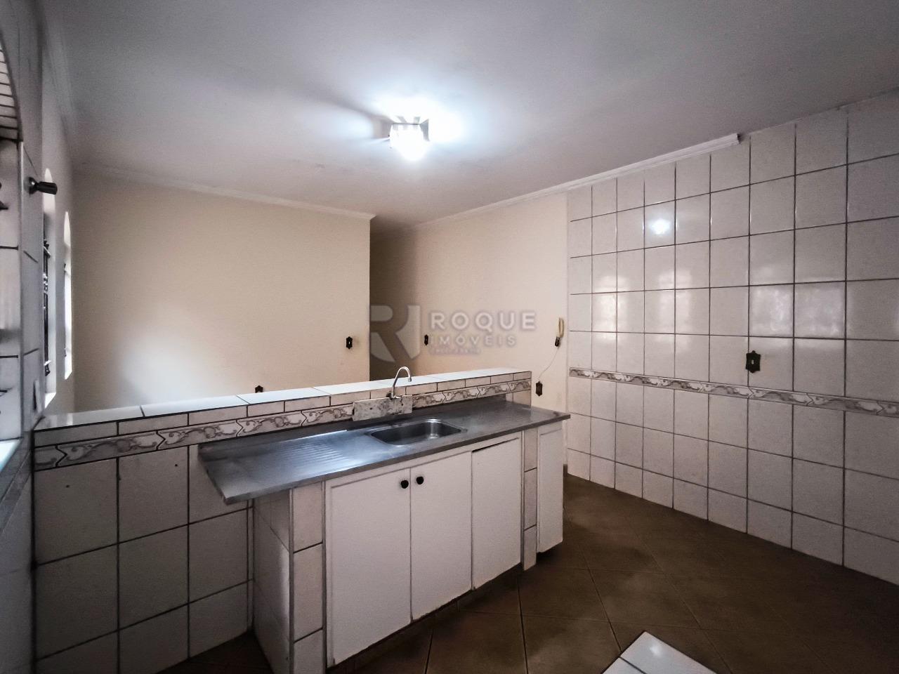 Casa Residencial à venda no bairro Parque Residencial Santa Eulália: COZINHA