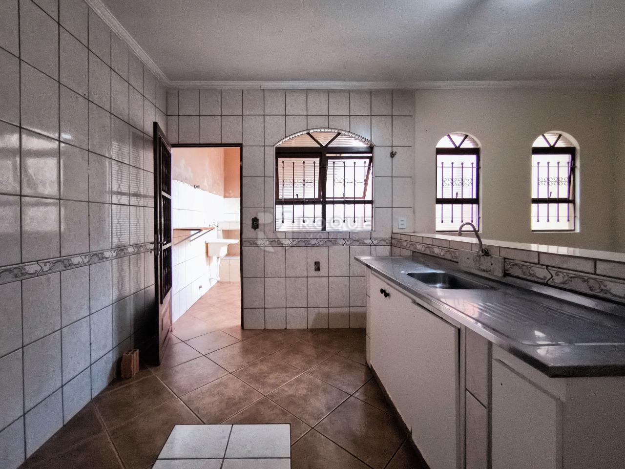 Casa Residencial à venda no bairro Parque Residencial Santa Eulália: COZINHA