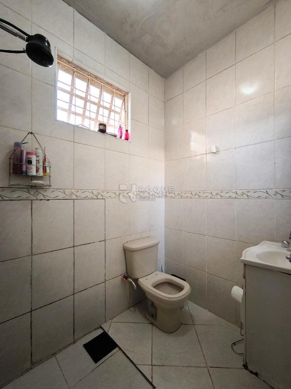 Casa Residencial à venda no bairro Jardim Campo Belo: BANHEIRO SOCIAL