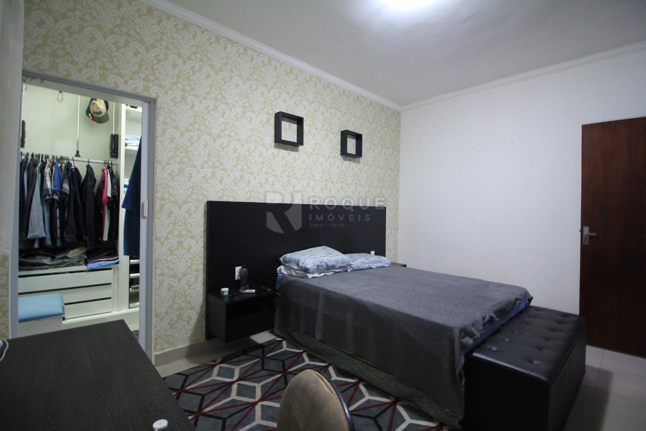 Casa Residencial à venda no bairro Jardim São Roque: 