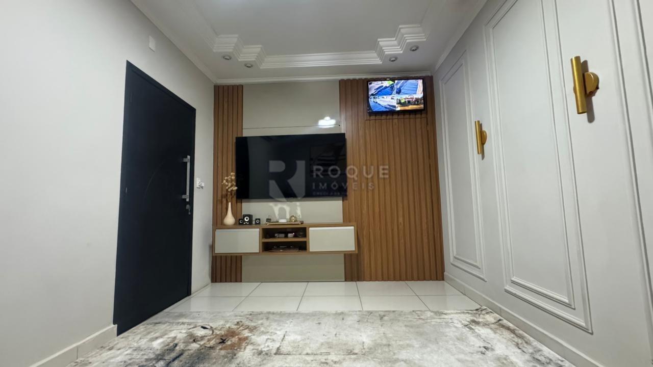 Casa Residencial à venda no bairro Jardim São Roque: SALA TV