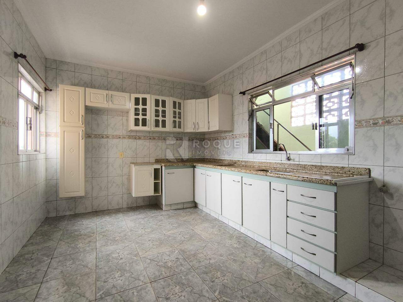 Casa Residencial à venda no bairro Parque Residencial Aeroporto: COZINHA