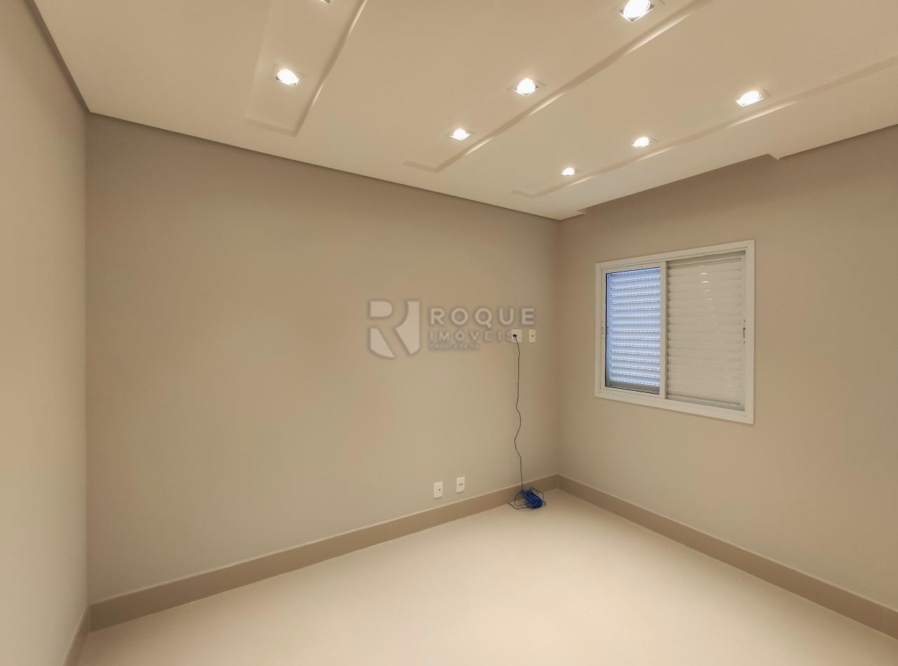 Casa em condomínio para aluguel no bairro Jardim Montezuma: Suíte 1 segundo andar 