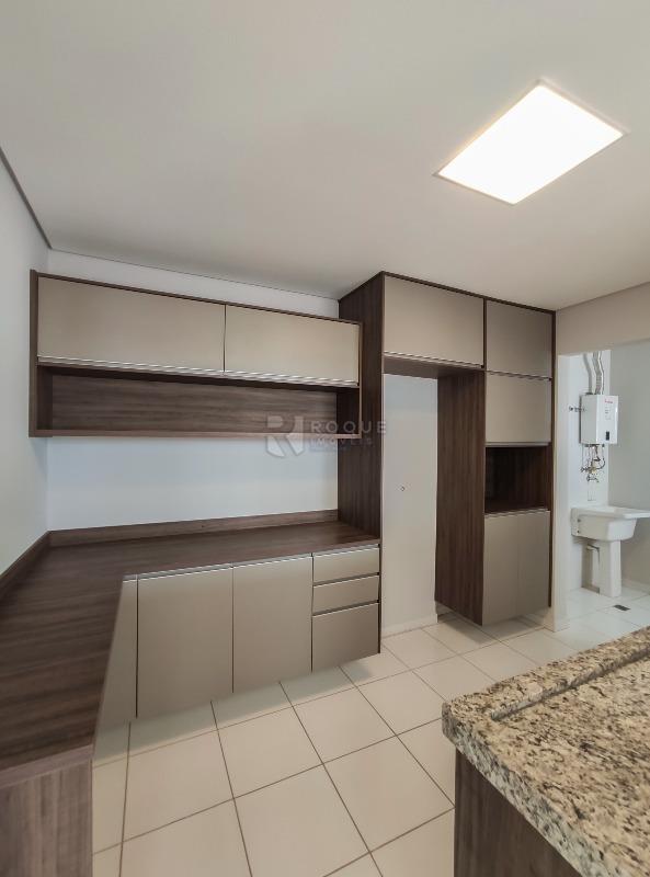 Casa em condomínio para aluguel no bairro Jardim Montezuma: Cozinha 