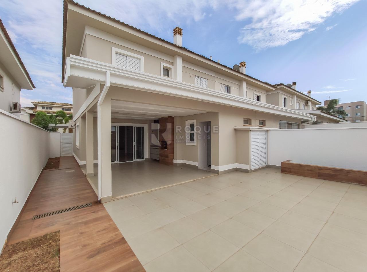 Casa em condomínio para aluguel no bairro Jardim Montezuma: Fundo 