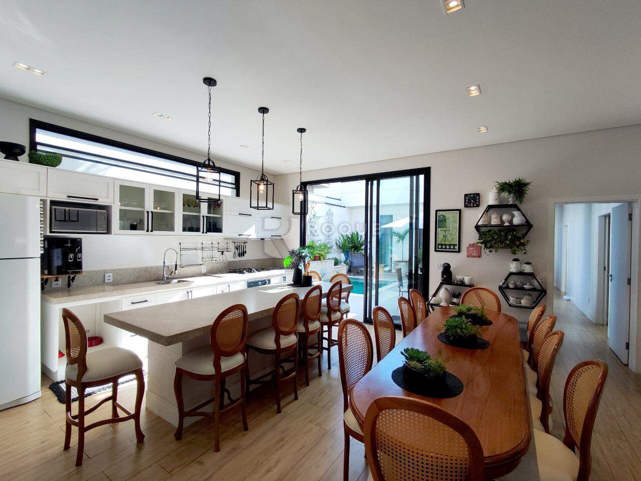 Casa em condomínio à venda no bairro Jardim Florença: COPA / COZINHA