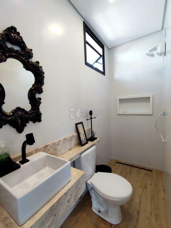 Casa em condomínio à venda no bairro Jardim Florença: