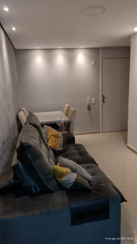 Apartamento à venda no bairro Parque Hippolyto: 
