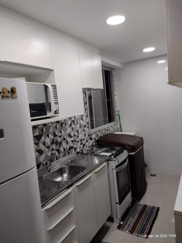 Apartamento à venda no bairro Parque Hippolyto: 