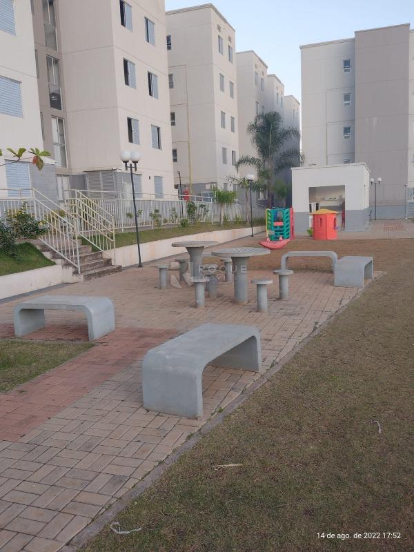 Apartamento à venda no bairro Parque Hippolyto: 