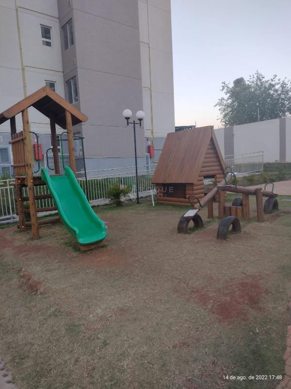 Apartamento à venda no bairro Parque Hippolyto: 