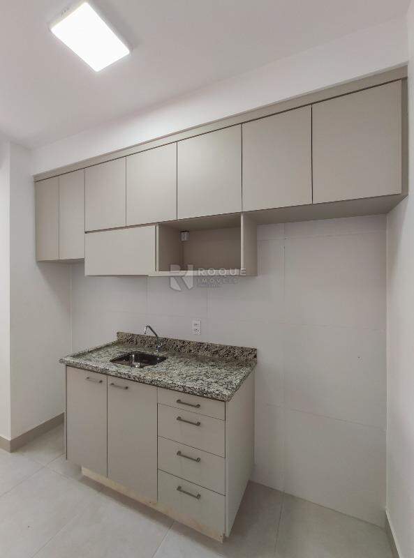 Apartamento para aluguel no bairro Jardim Senador Vergueiro: Cozinha 