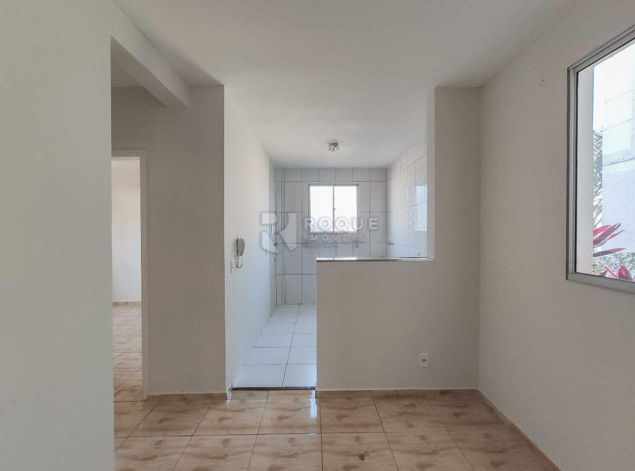 Apartamento para aluguel no bairro Jardim Colina Verde: Sala 