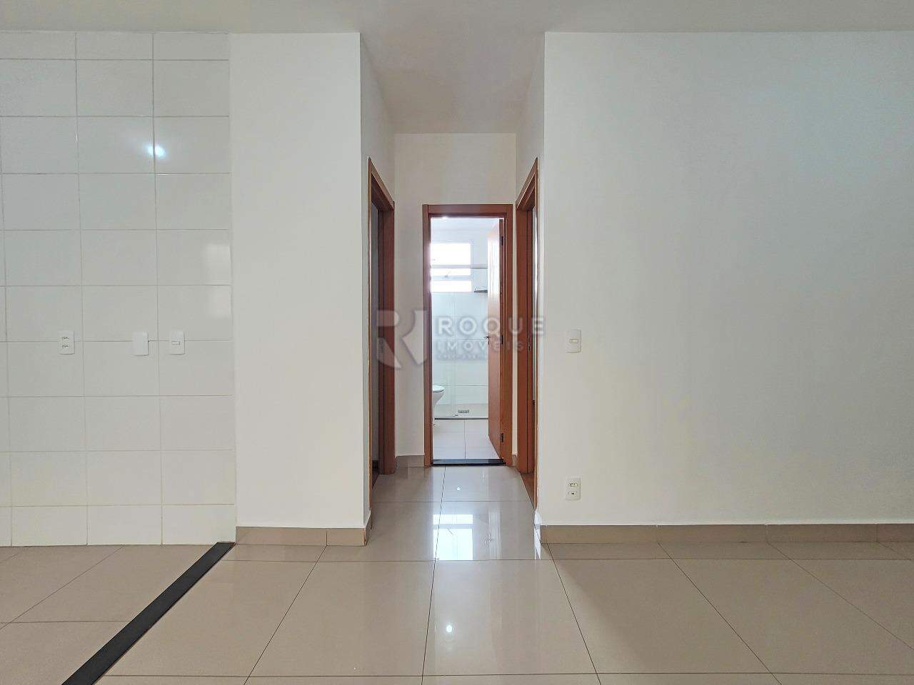 Apartamento para aluguel no bairro Fazenda Duas Barras: Hall