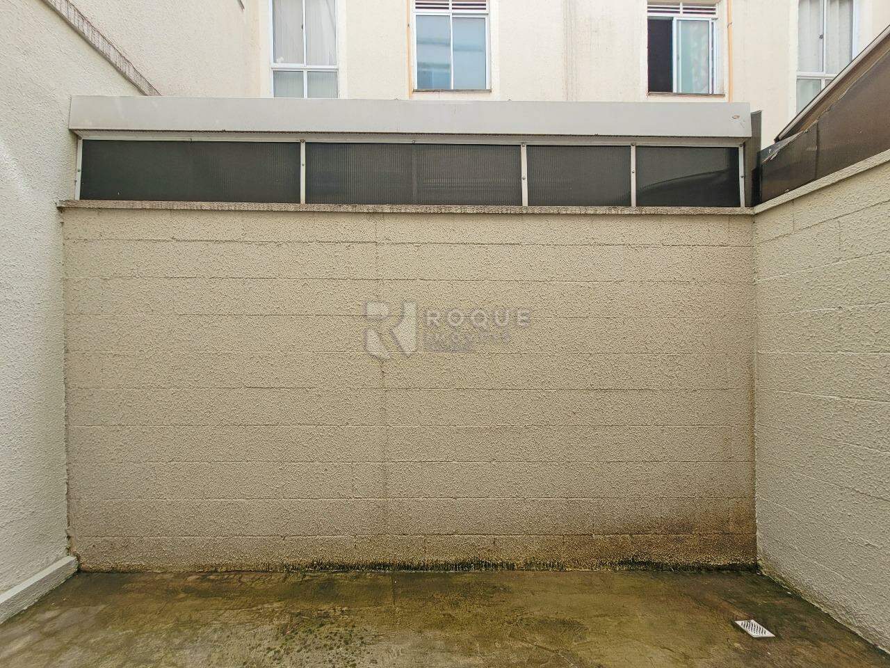 Apartamento para aluguel no bairro Fazenda Duas Barras: Área de serviço