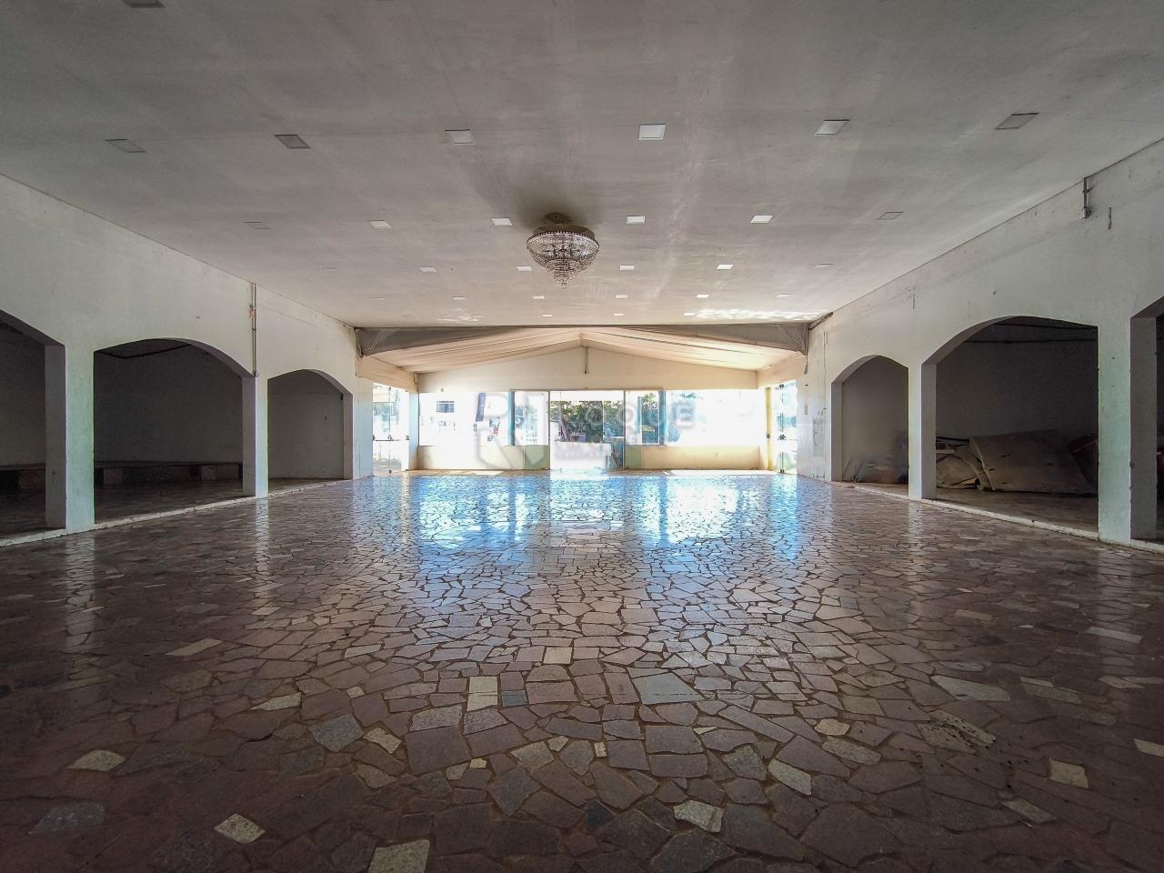 Área à venda no bairro Roseira: 