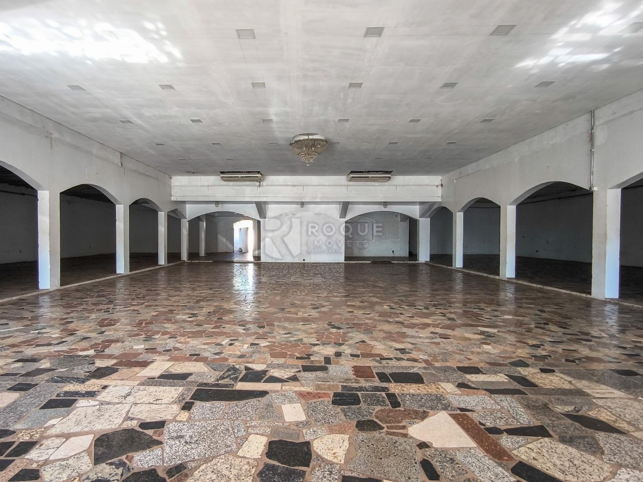 Área à venda no bairro Roseira: 