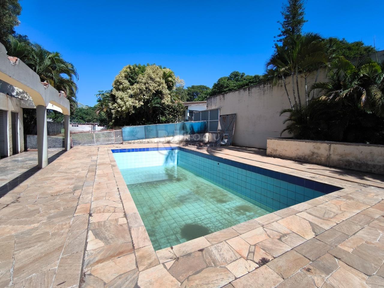 Área à venda no bairro Roseira: 