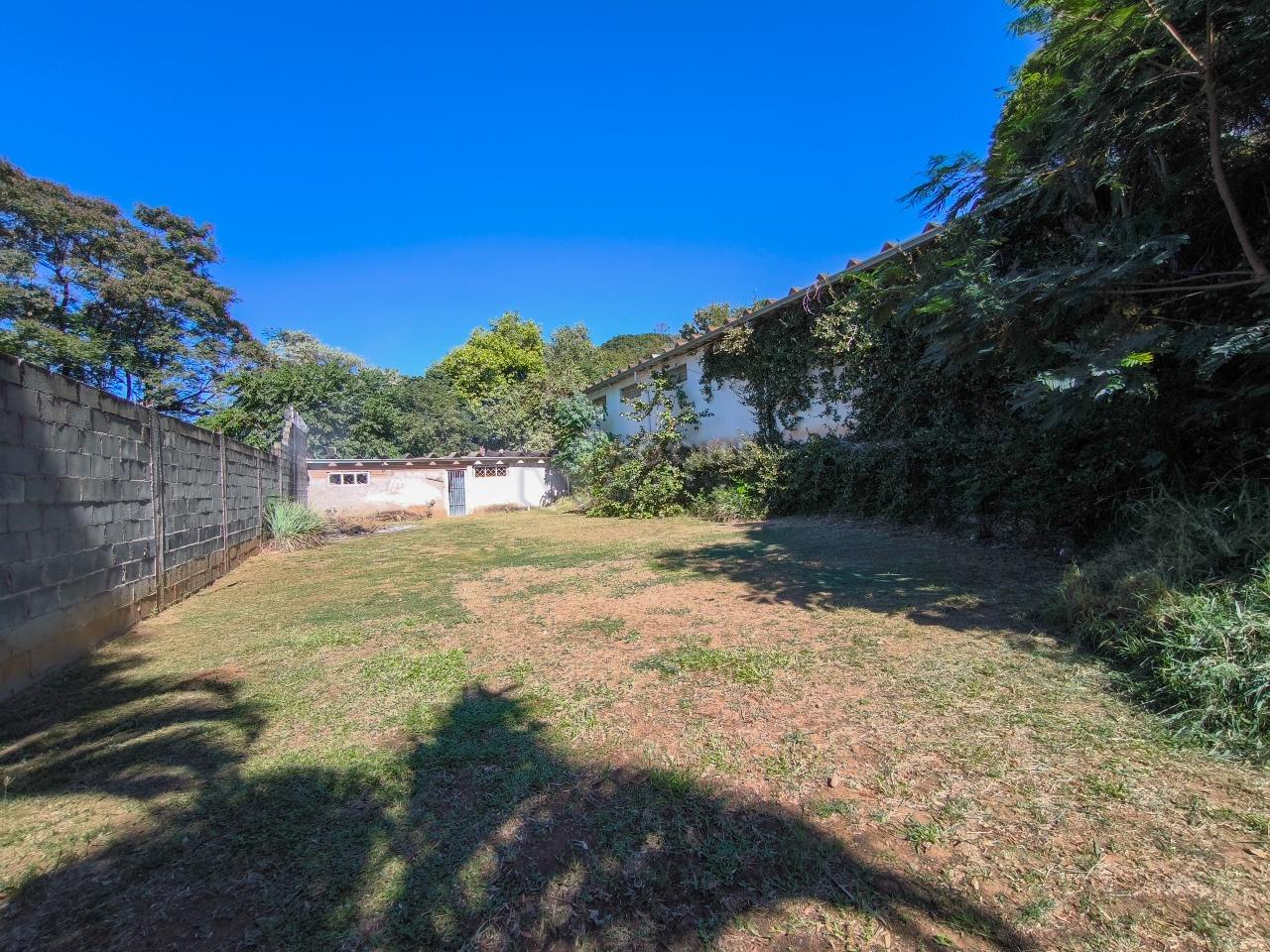 Área à venda no bairro Roseira: 