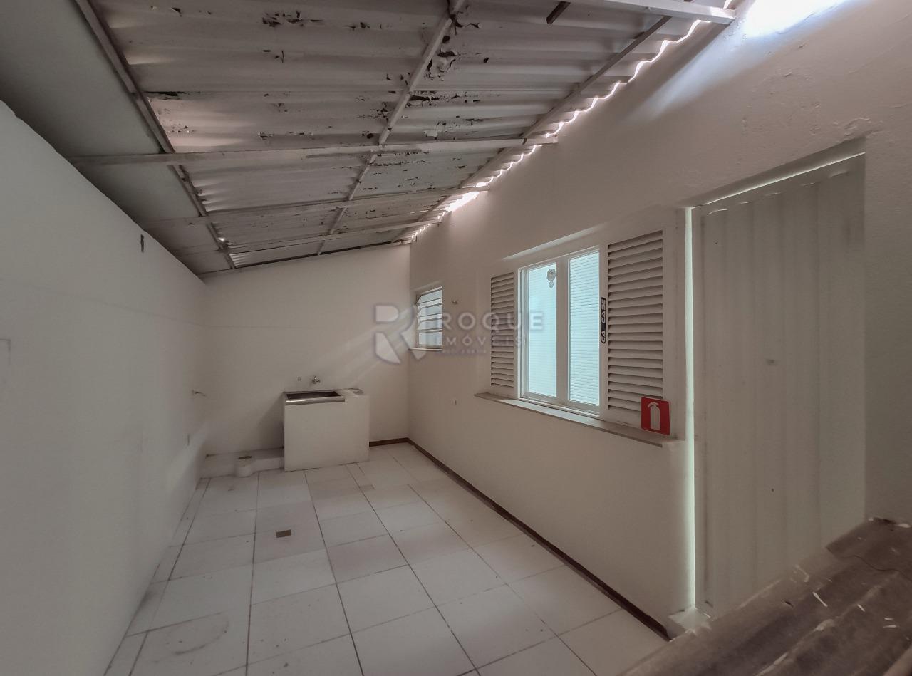 Salas/Conjuntos para aluguel no bairro Centro: Área de serviço 