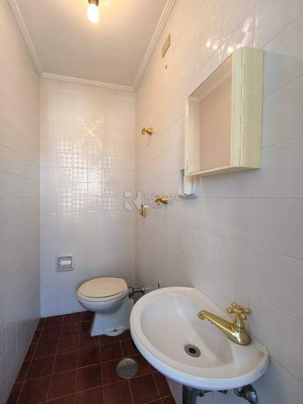 Apartamento à venda no bairro Vila Paraiso: BANHEIRO DE SERVIÇO