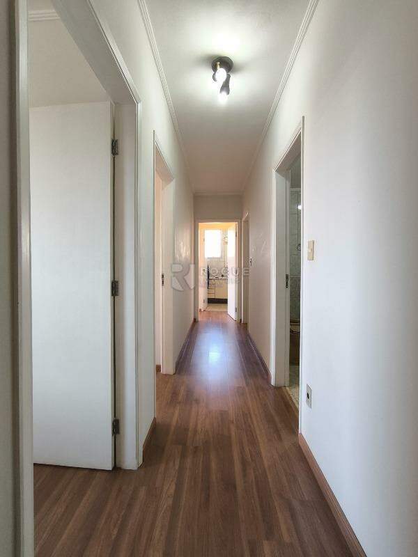 Apartamento à venda no bairro Vila Paraiso: CORREDOR INTERNO