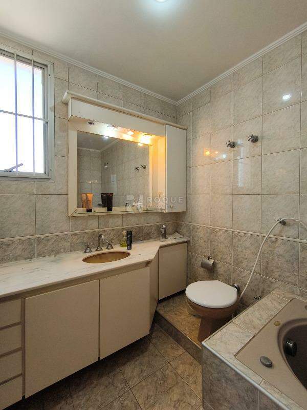 Apartamento à venda no bairro Vila Paraiso: WC SUÍTE 1