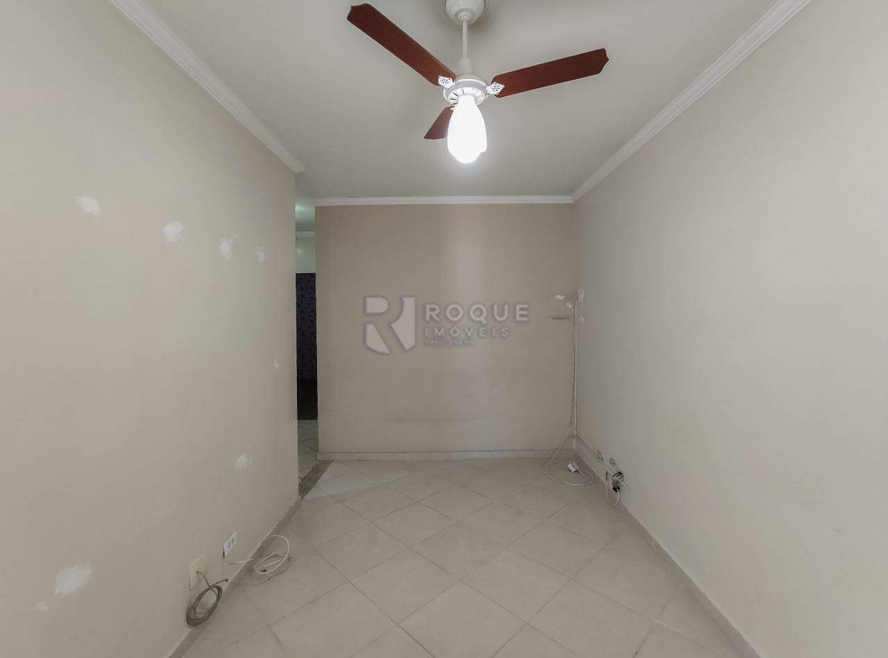 Apartamento para aluguel no bairro Vila Paulista: Sala 