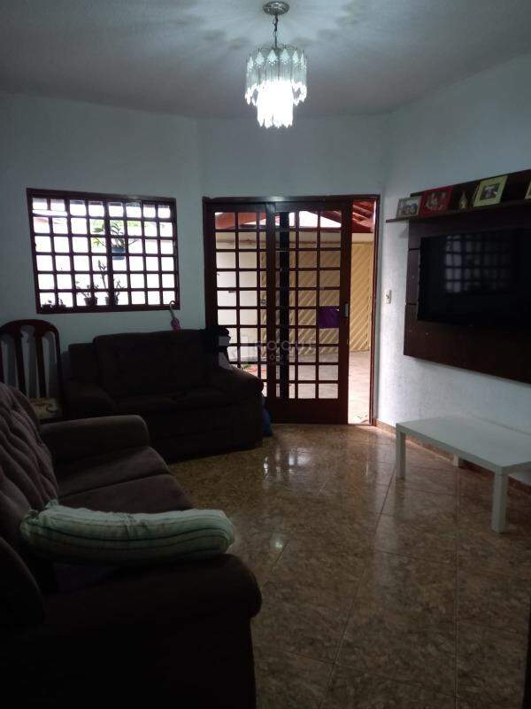 Casa Residencial à venda no bairro Parque Residencial Belinha Ometto: