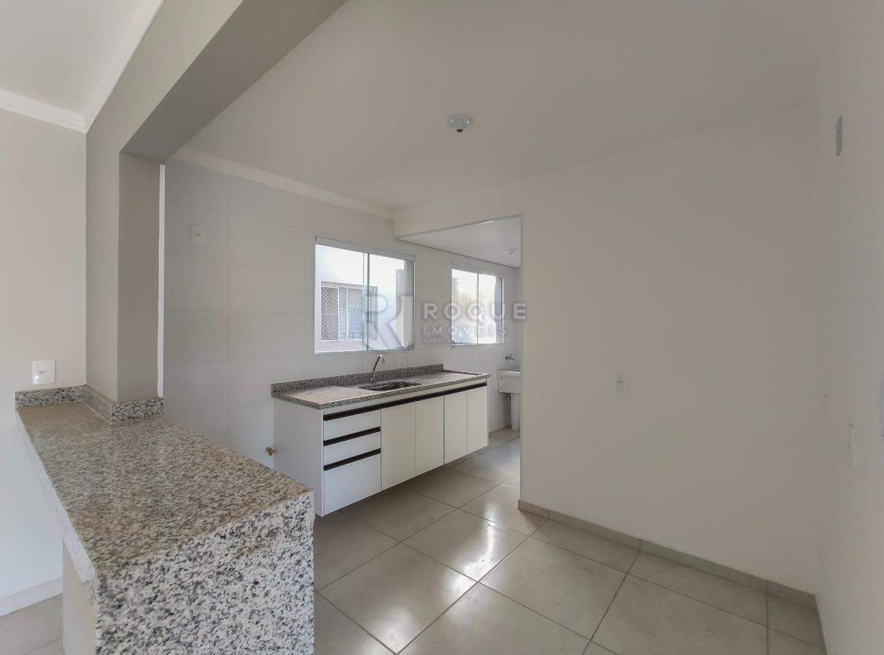 Apartamento para aluguel no bairro Jardim Florença: Sala / Cozinha