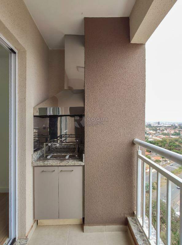 Apartamento para aluguel no bairro Jardim Senador Vergueiro: Sacada