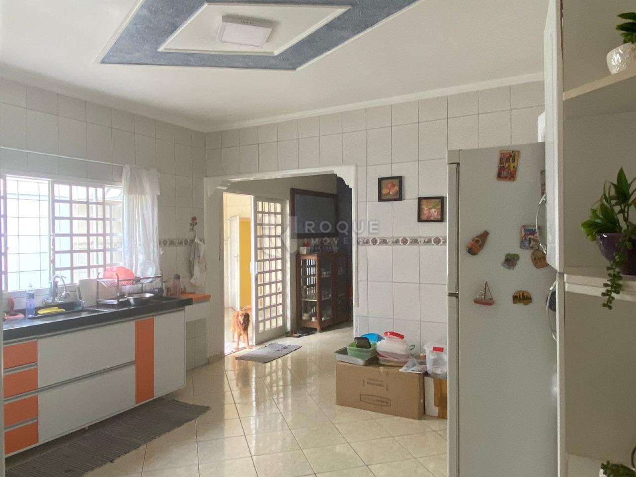 Casa Residencial à venda no bairro Jardim das Palmeiras: Cozinha