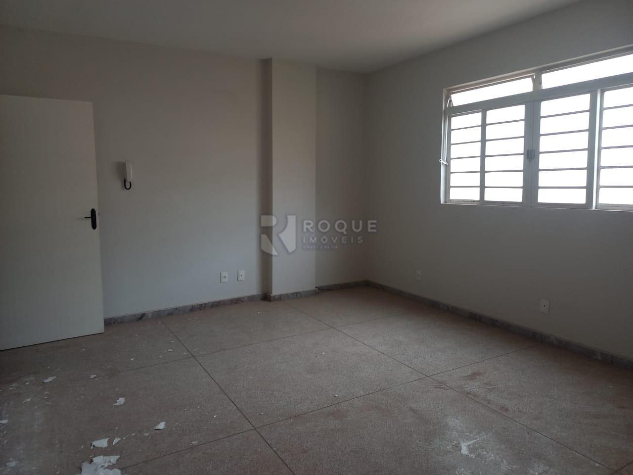 Salas/Conjuntos para aluguel no bairro Centro: 