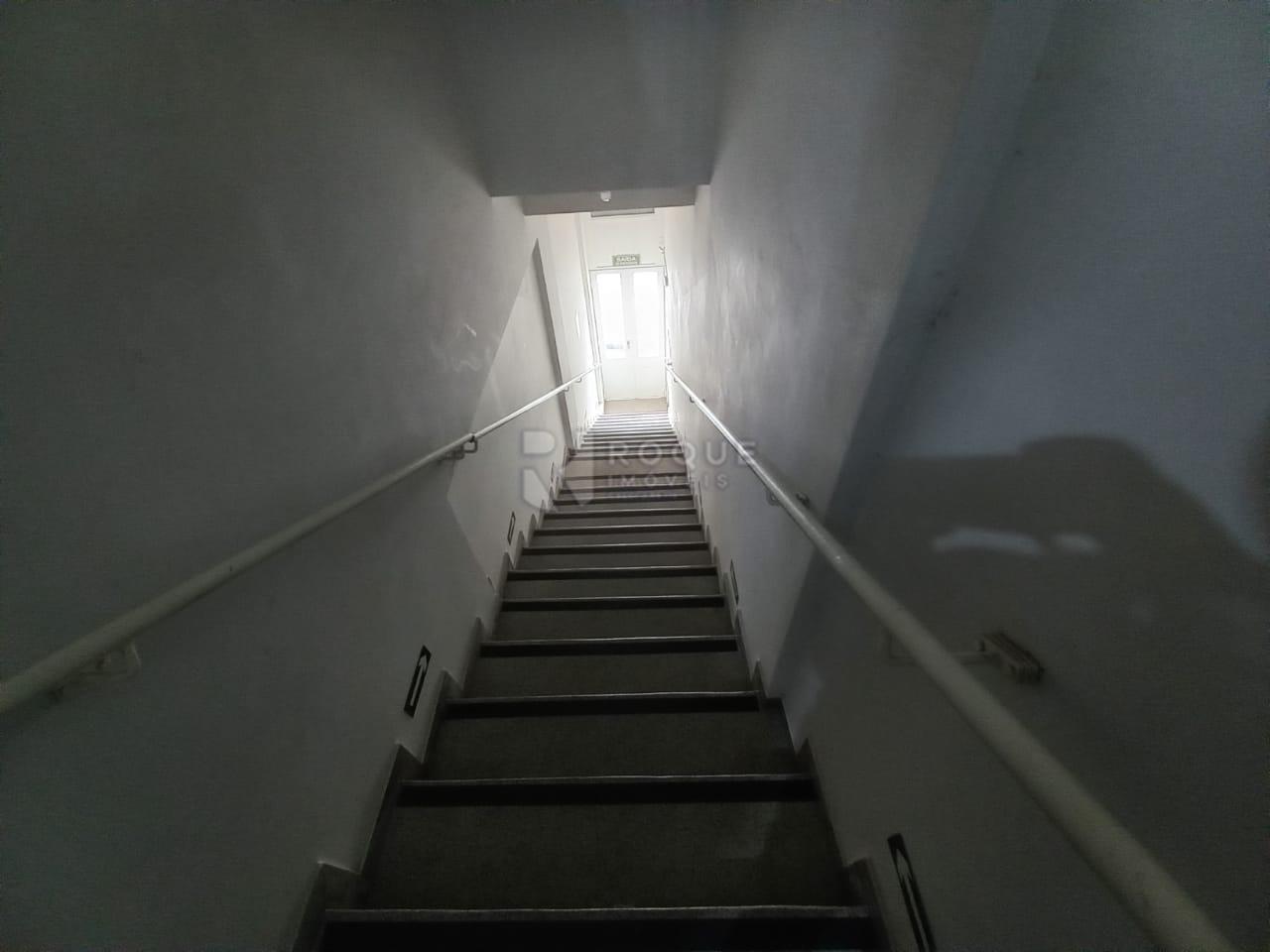 Salas/Conjuntos para aluguel no bairro Centro: 