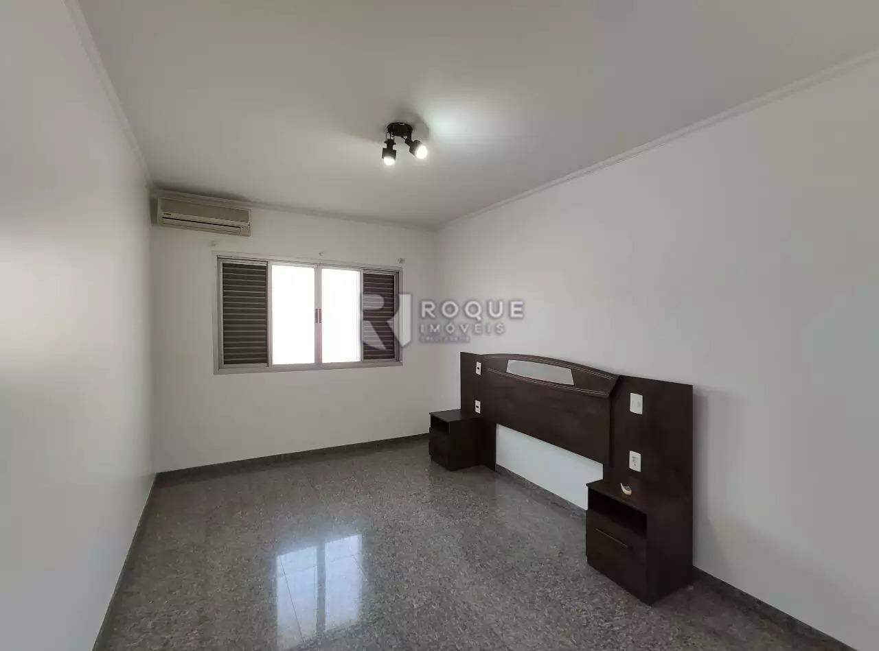 Casa Residencial à venda no bairro Boa Vista: SUÍTE