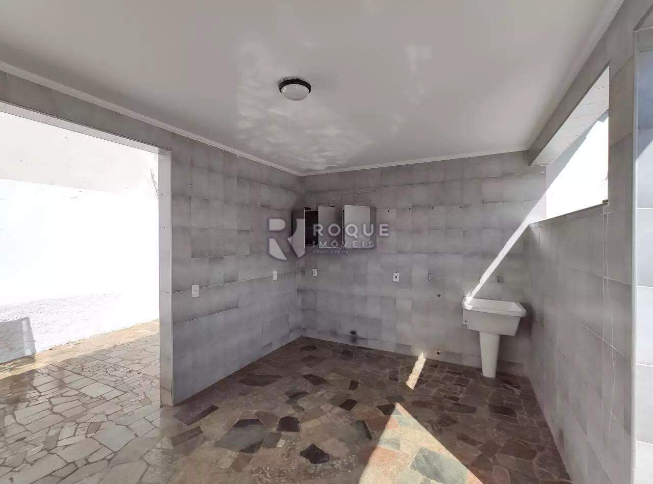 Casa Residencial à venda no bairro Boa Vista: LAVANDERIA