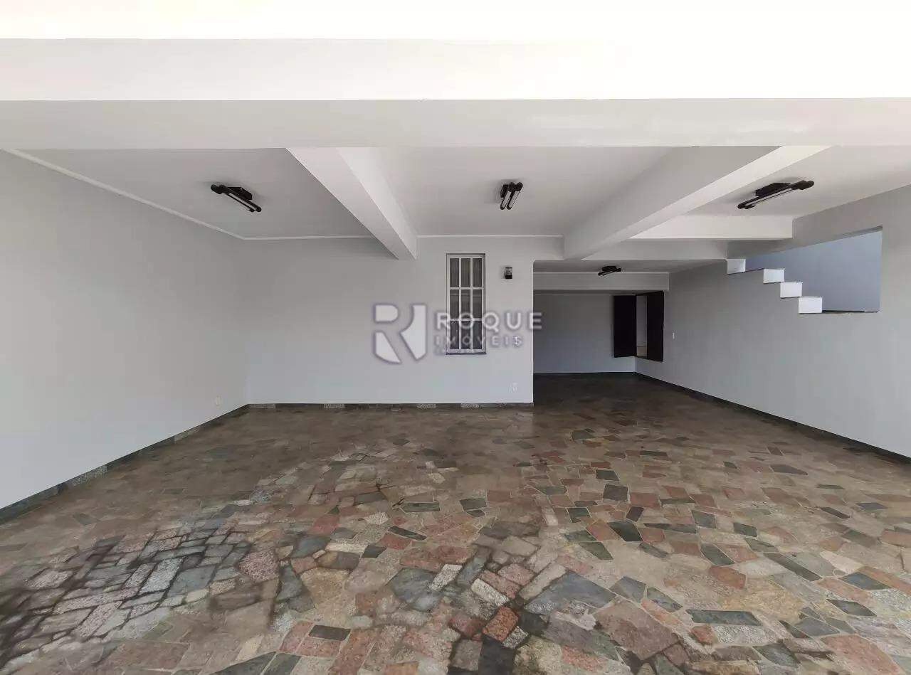 Casa Residencial à venda no bairro Boa Vista: GARAGEM