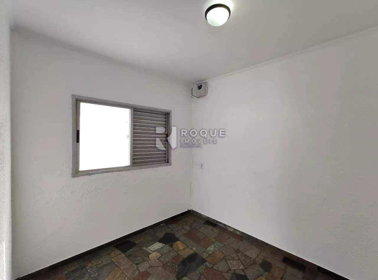 Casa Residencial à venda no bairro Boa Vista: DORMITÓRIO FUNDO