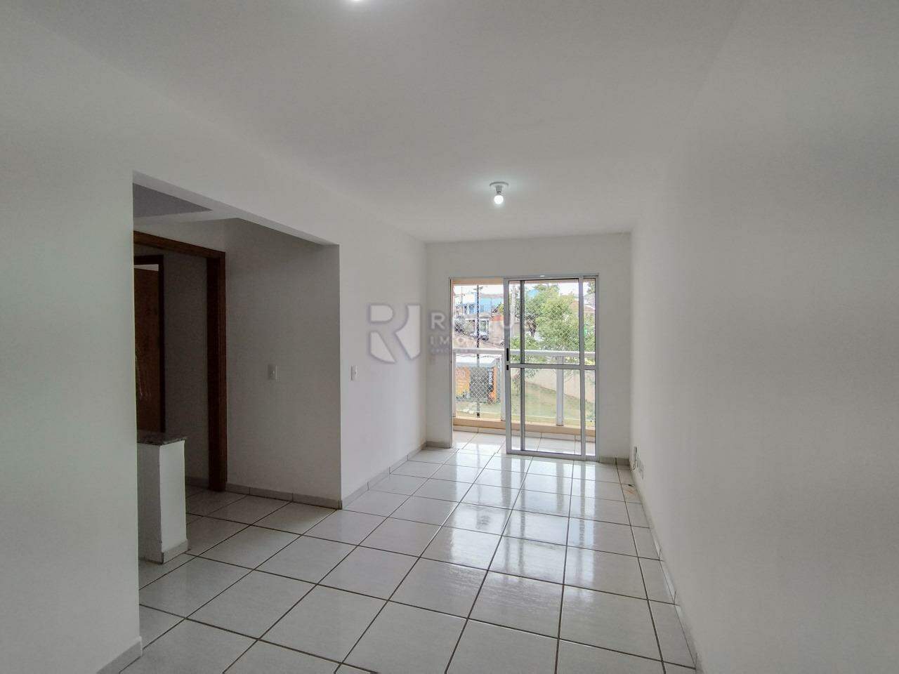 Apartamento para aluguel no bairro Vila Labaki: Sala 