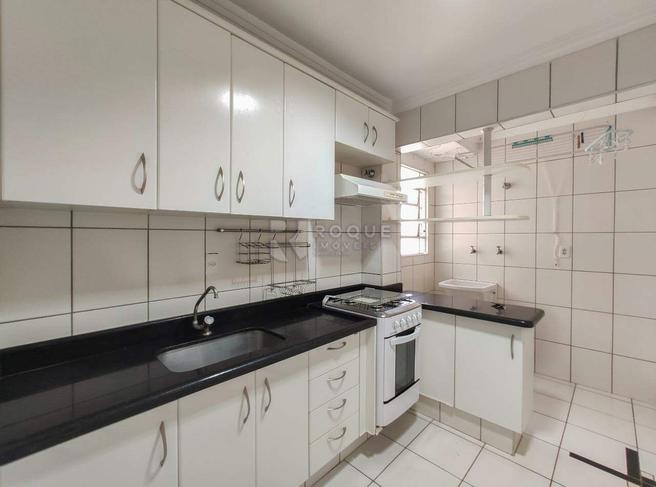 Apartamento para aluguel no bairro Itaipu: Cozinha 