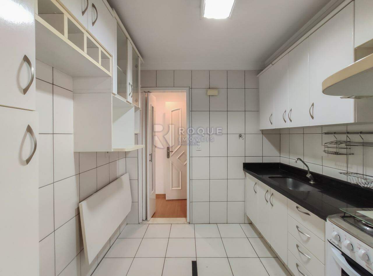 Apartamento para aluguel no bairro Itaipu: Cozinha 